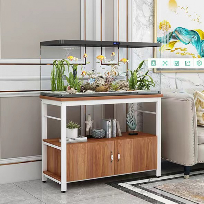 화이트 프레임 + 골드 월넛 컬러 플레이트