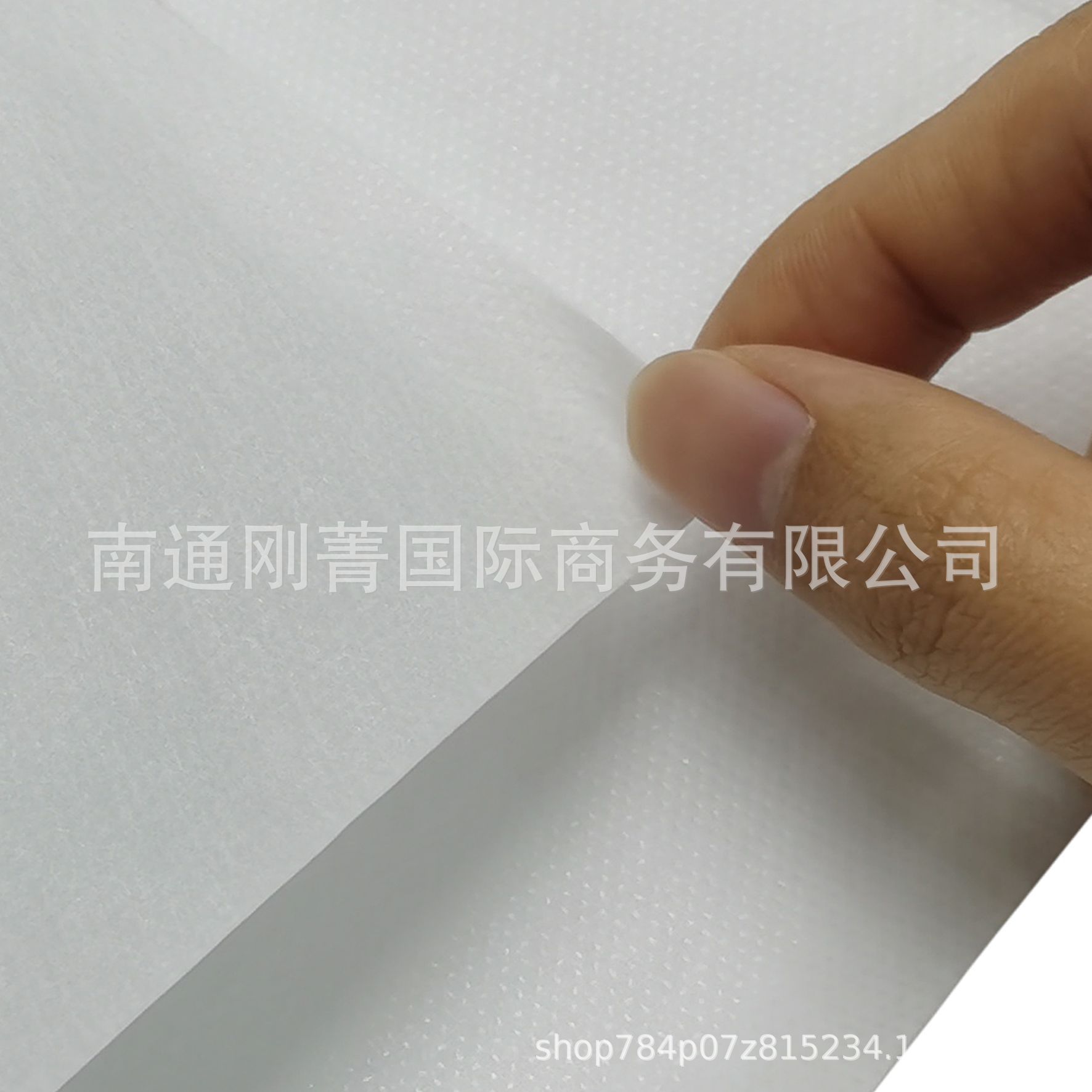 工厂包装好手术服用防尘不透气PE淋膜不织布