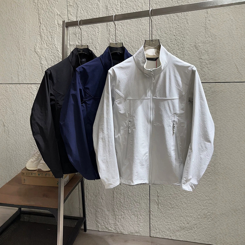Textured fabric! Lightweight for commuting! Spring men's outdoor casual stand-up collar softshell jacket trendy coat Textured fabric! Lightweight for commuting! Spring men's outdoor casual stand-up collar softshell jacket trendy coat