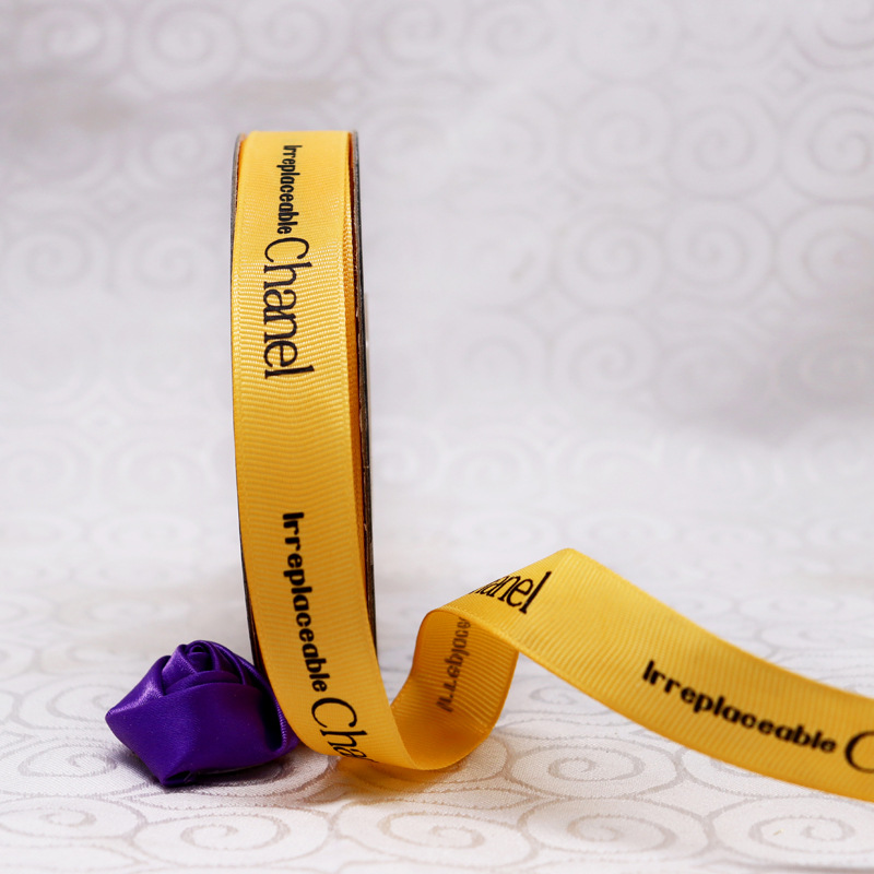 Xiaoxiangfeng Letras inglesas Cinta Embalaje de flores Pastel de cumpleaños Cinta Centro comercial Disposición de exposiciones Cinta acanalada Transfronteriza