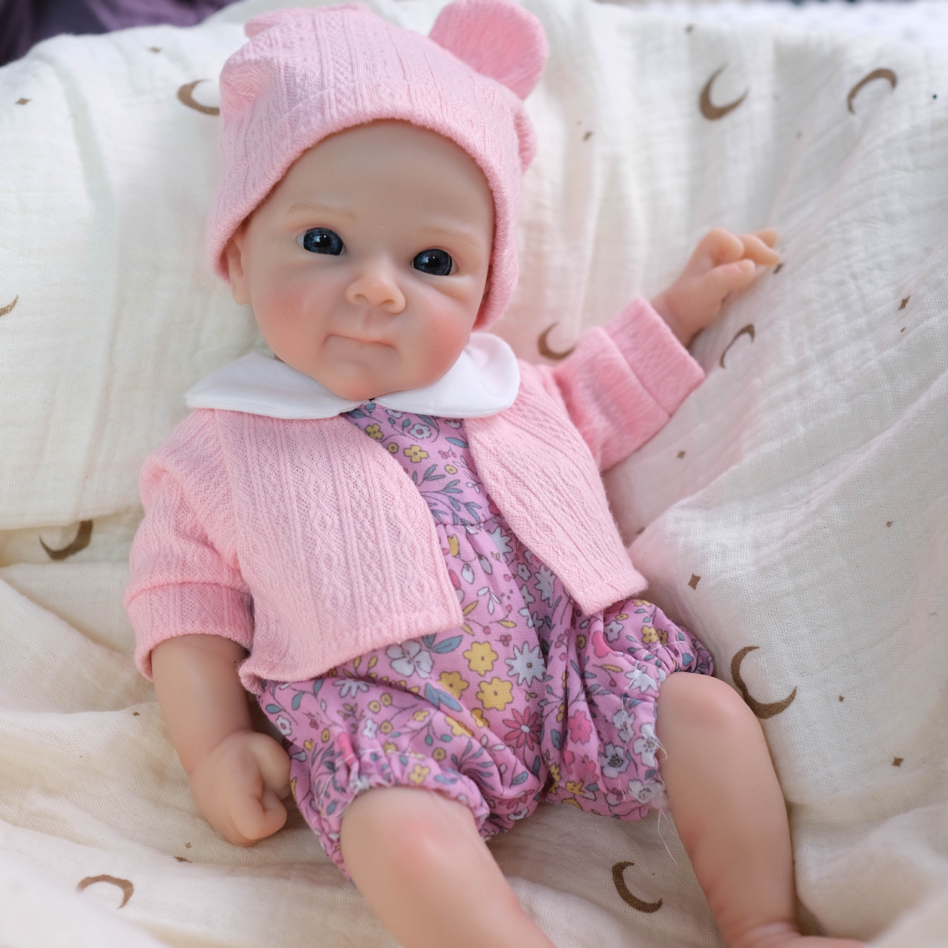 12 pulgadas Q-bala sólida flor triturada muñeca de simulación de camiseta para niños muñeca de simulación de silicona sólida de Navidad