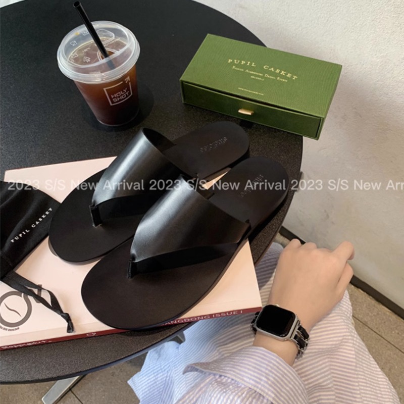 葡萄妈同款 夏季新款圆头简约三角夹趾平底拖鞋女真皮平底凉鞋