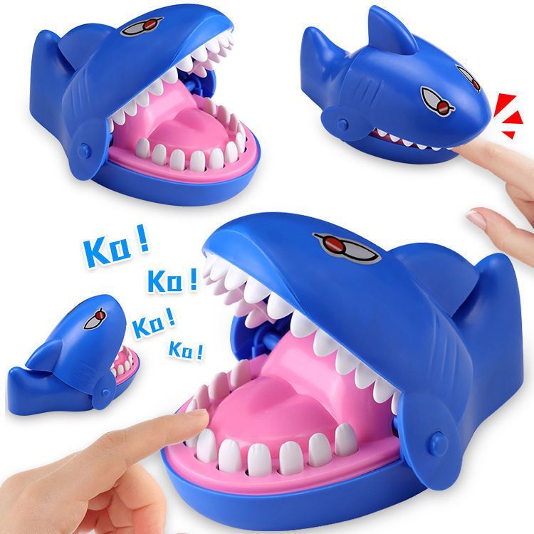 Bite Finger Crocodile Big Mouth Pull Tooth Shark Bite Hand Dinosaur Pirate Barrel Children's Toys for Boys 3 to 6 Years Old
