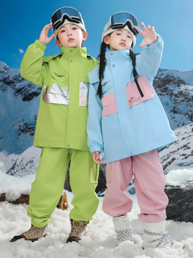 Nuevos trajes de esquí para niños, niños y niñas gruesos y cálidos DuPont tres armadillos de asalto para estudiantes de escuela primaria tres piezas image 3