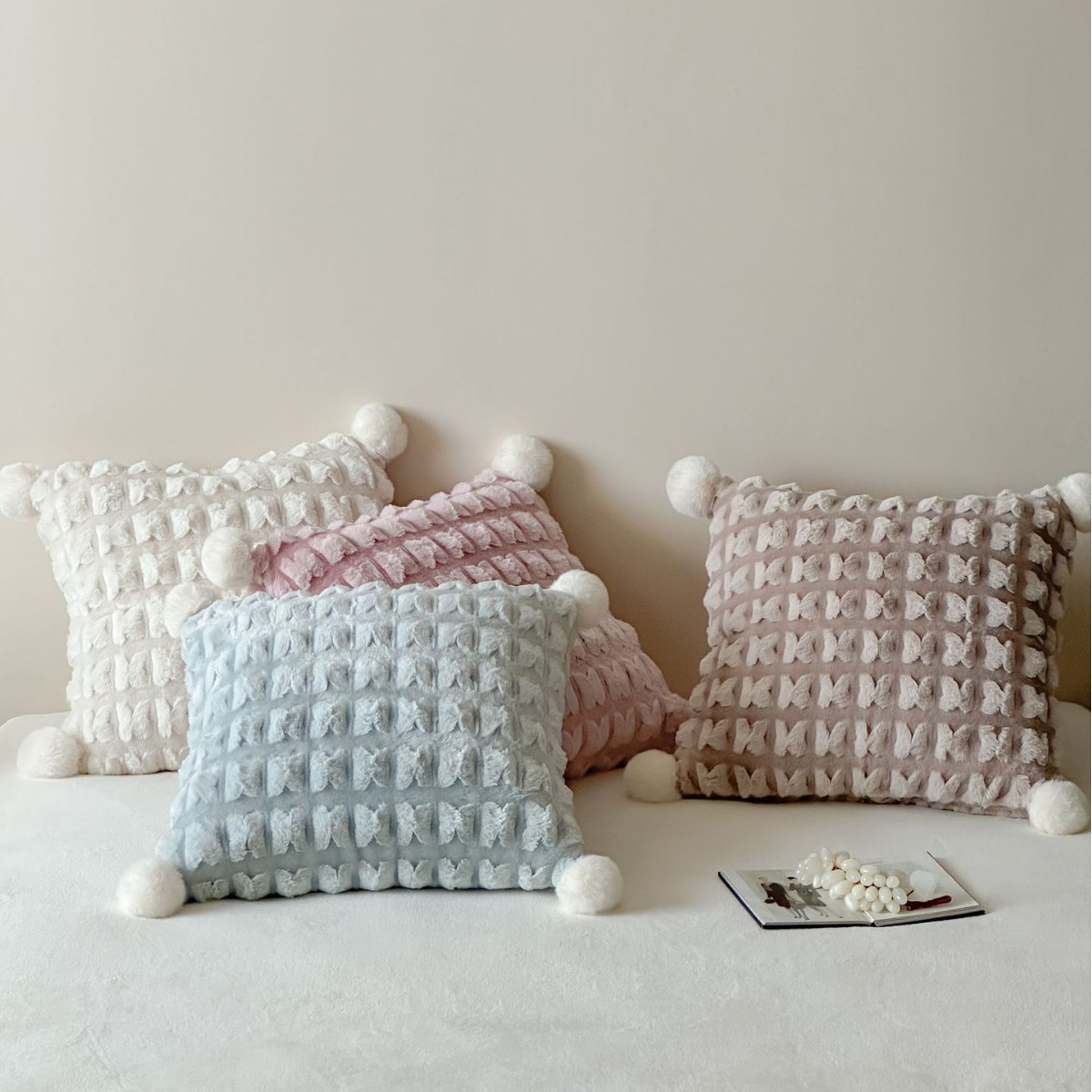 New Three-Dimensional Cut Flower Warm Velvet Pillow Quilt Simple Milk Velvet Dual-Purpose Two-In-One Car Sofa Cushion Quilt