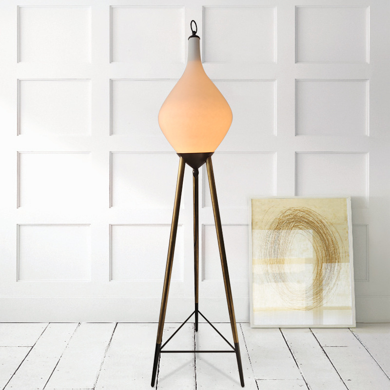 Foreign trade tail goods floor lamp living room led creative vertical lighthouse bedroom simple personality bedside three-legged floor lamp