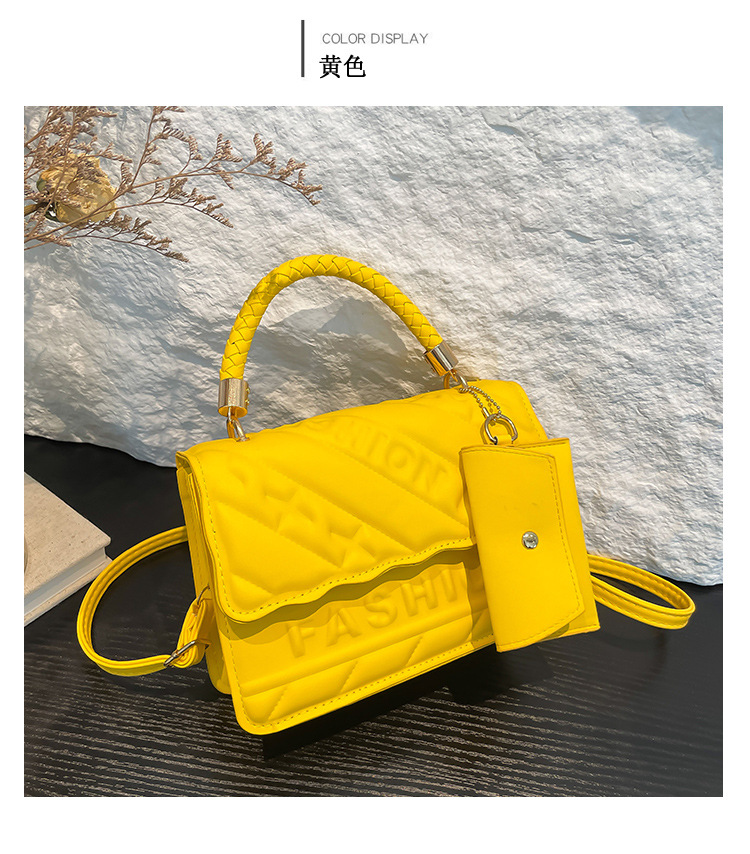 Ladies' candy-colored stylish handbag, 2024 autumn new ins single-shoulder crossbody bag, stylish embossed small square bag undefined