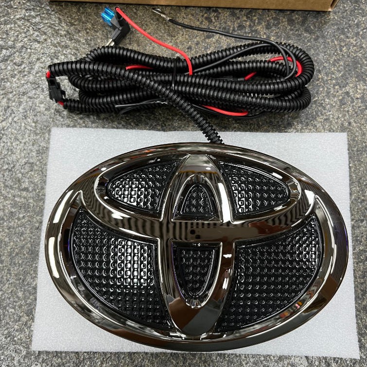 [Productos calientes transfronterizos] Aplicable a Toyota 19 * 13cm ABS dinámico de marca de red LED de marca de luz blanca image 2