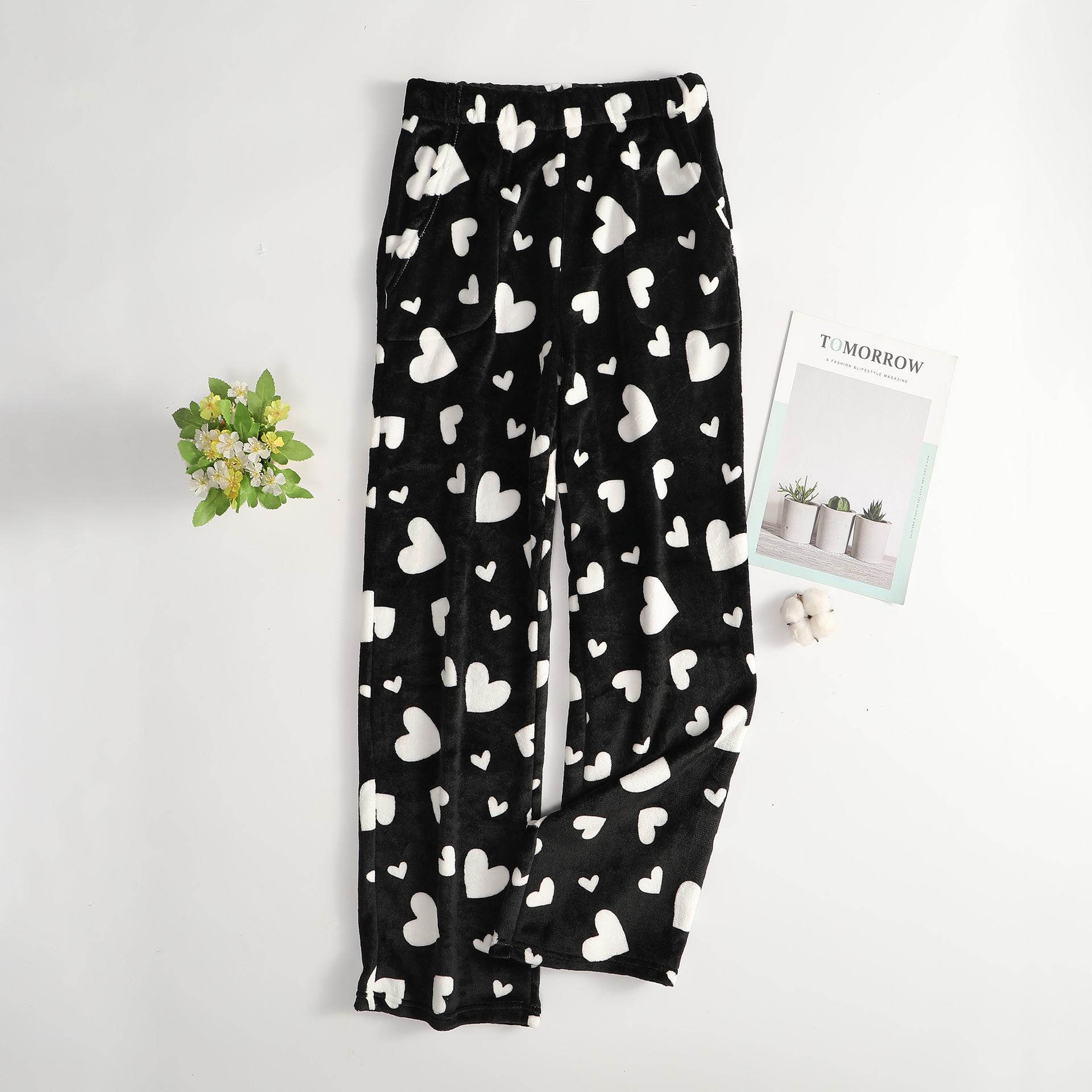 Unbranded Pants Flannel Heart Print Black White