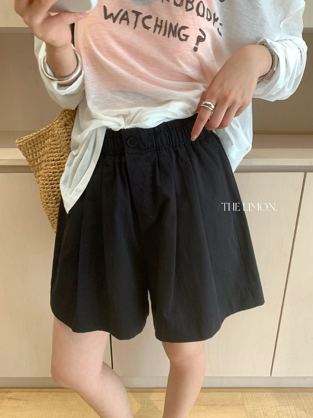 Quần short nữ cạp cao ống rộng phong cách Hàn Quốc, thun lưng co giãn, dáng suông thoải mái — xám đậm, màu đen, xám nhạt, màu trắng chi tiết 9