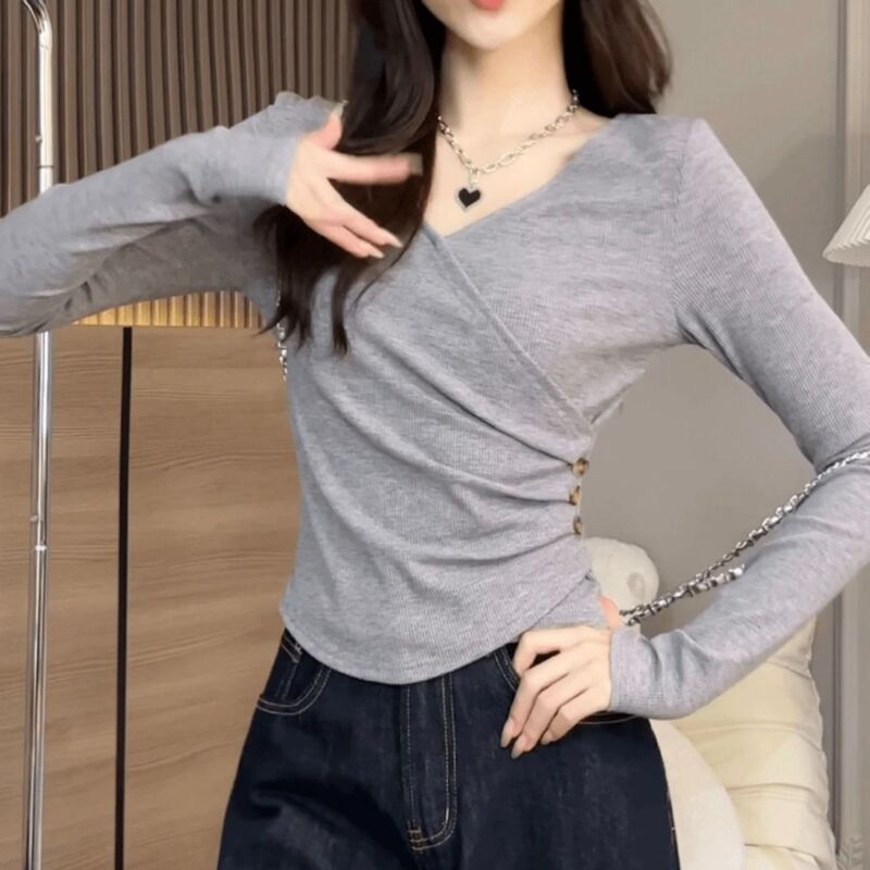 Spring and Autumn New Decorative Button Top Women's Easiest for Match Western Style Long Sleeve T-Shirt Design Pleated Cross V-Neck Bottoming Shirt