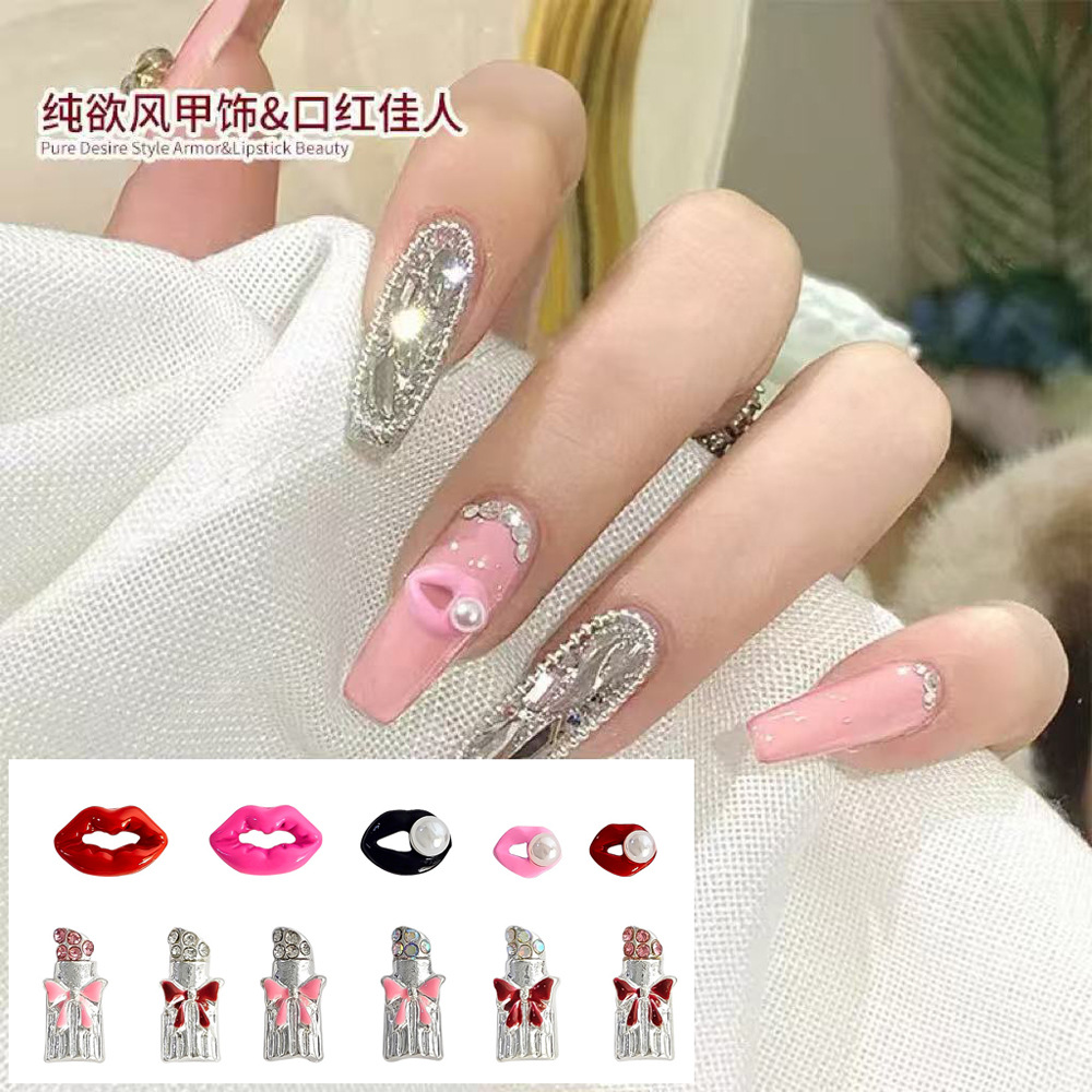 Joyas de uñas lápiz labial grande aleación de labios rojos uñas maquillaje decoración de goteo de aceite al por mayor Navidad material de uñas corte