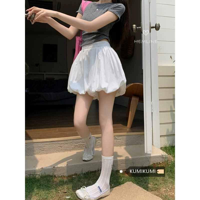 Design summer skirt, trousers, fitted shorts for leisure, trend of season, high waist, loose fit