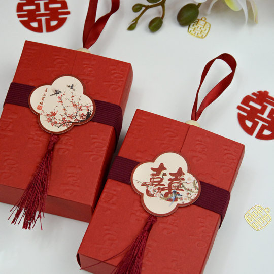 Chinese style candy box candy box table candy box big red wedding wedding wedding wedding gift box wholesale