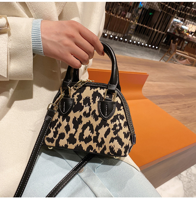 Herbst und Winter beliebte LeopardenUmhngetasche 2021 neue trendige Handtasche kleine Taschepicture12