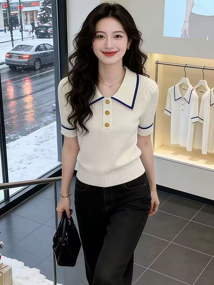 Áo thun nữ polo cổ tay lỡ phối màu chất liệu lụa đan mát mẻ — trắng