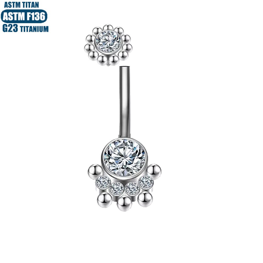 16G labret stud size and finish detail