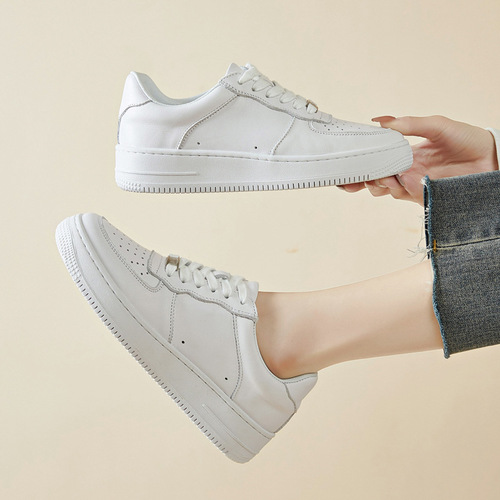 First-layer cowhide white shoes for women, couple style, sheepskin-lined sneakers, versatile casual shoes, comfortable, breathable, soft sole, soft surface