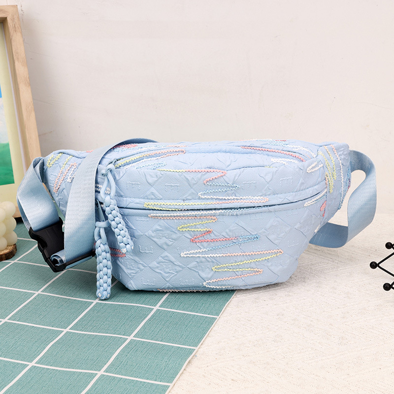 Moda mecha de invierno 2024 nuevo estilo de moda artística viaje bolso de hombro bolso de cinturón a rayas de color