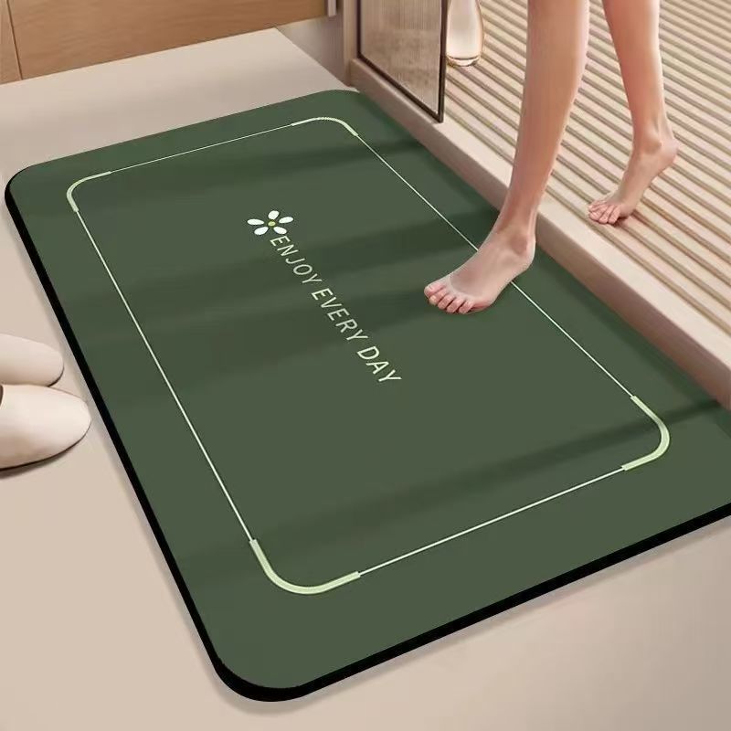 Quick dry non-slip carpet