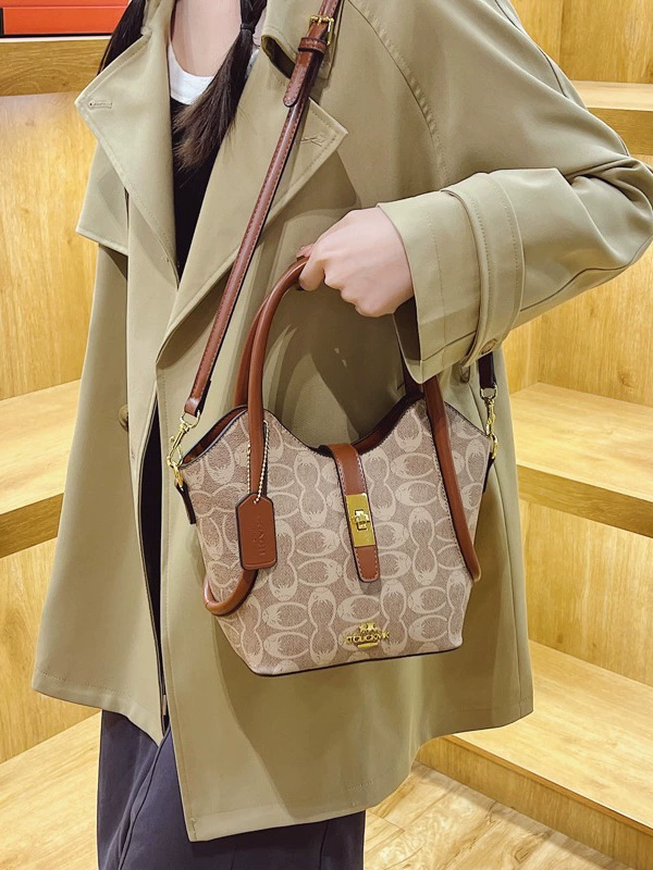 Shoulder bag, retro one-shoulder bag, high-quality style