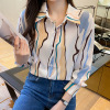 Real shot 2022 striped stitching fashion geometric geometric abstraction printed retro commute simple temperament long -sleeved female shirt