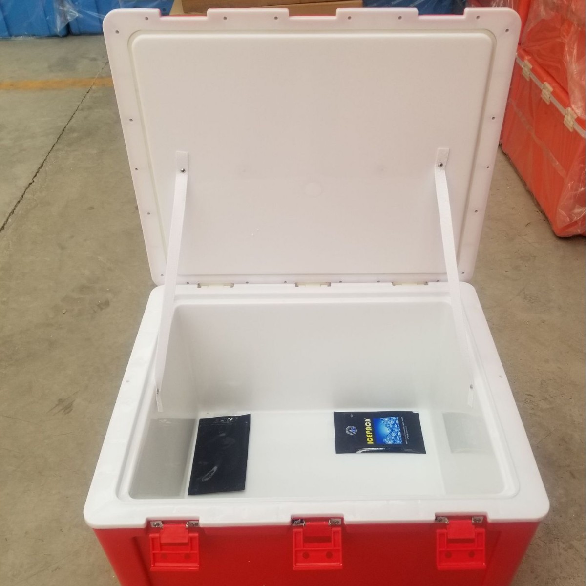 Caja de aislamiento grande portátil de 80 litros de PU, puesto para llevar, escuela de grado alimenticio de gran capacidad, caja refrigerada del mercado nocturno de preservación del calor de doble capa