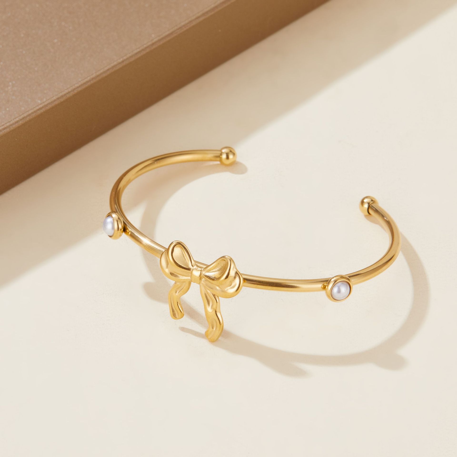 Flower Pattern Vacation Simple Style Flower 304 Stainless Steel Bangle In Bulk