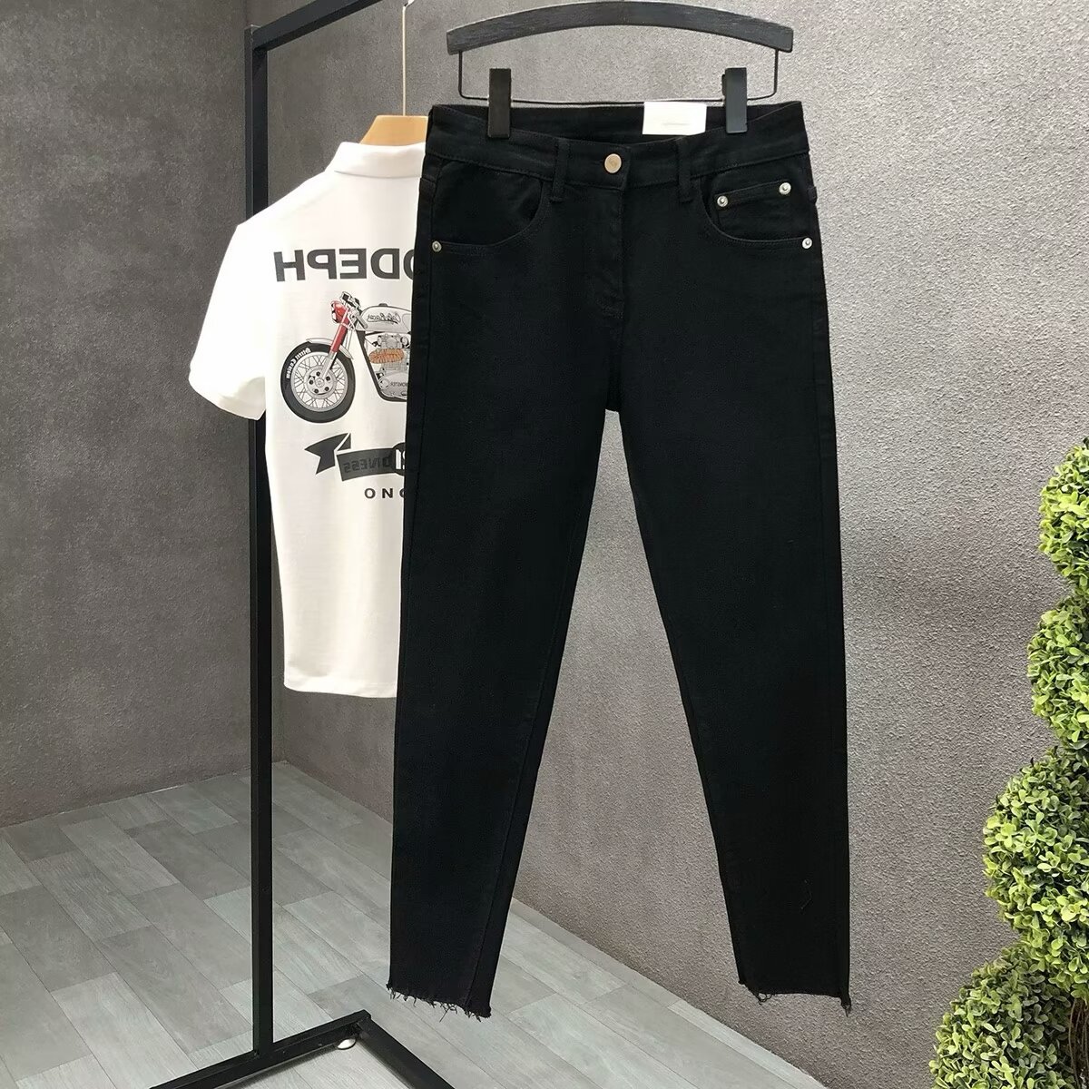 Jeans de lana simple para hombres verano nuevo estilo de moda moda para hombres elástico coreano casual delgado pies pequeños nueve pantalones