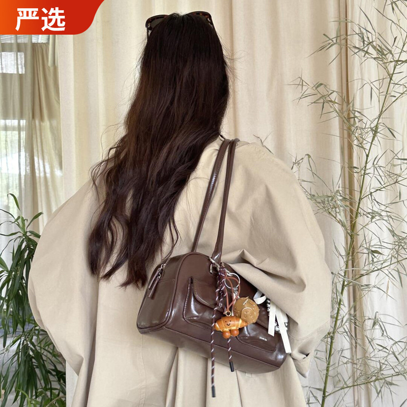 2026 New Model Carefully Selected Women's Bags, Fashionable Wholesale Bags, Casual Bags, Large Capacity Shoulder Handbags, Women's Shoulder Bags