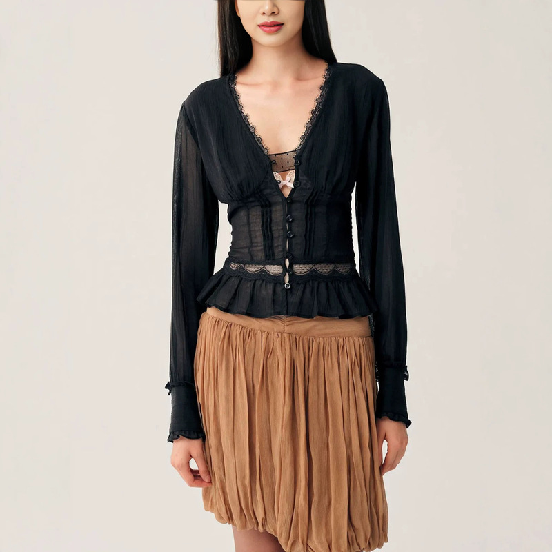 2026 Autumn Original C Design Black Lace Long Sleeve Shirt for Women, Elegant and Refined Outerwear with a Fitted Waist