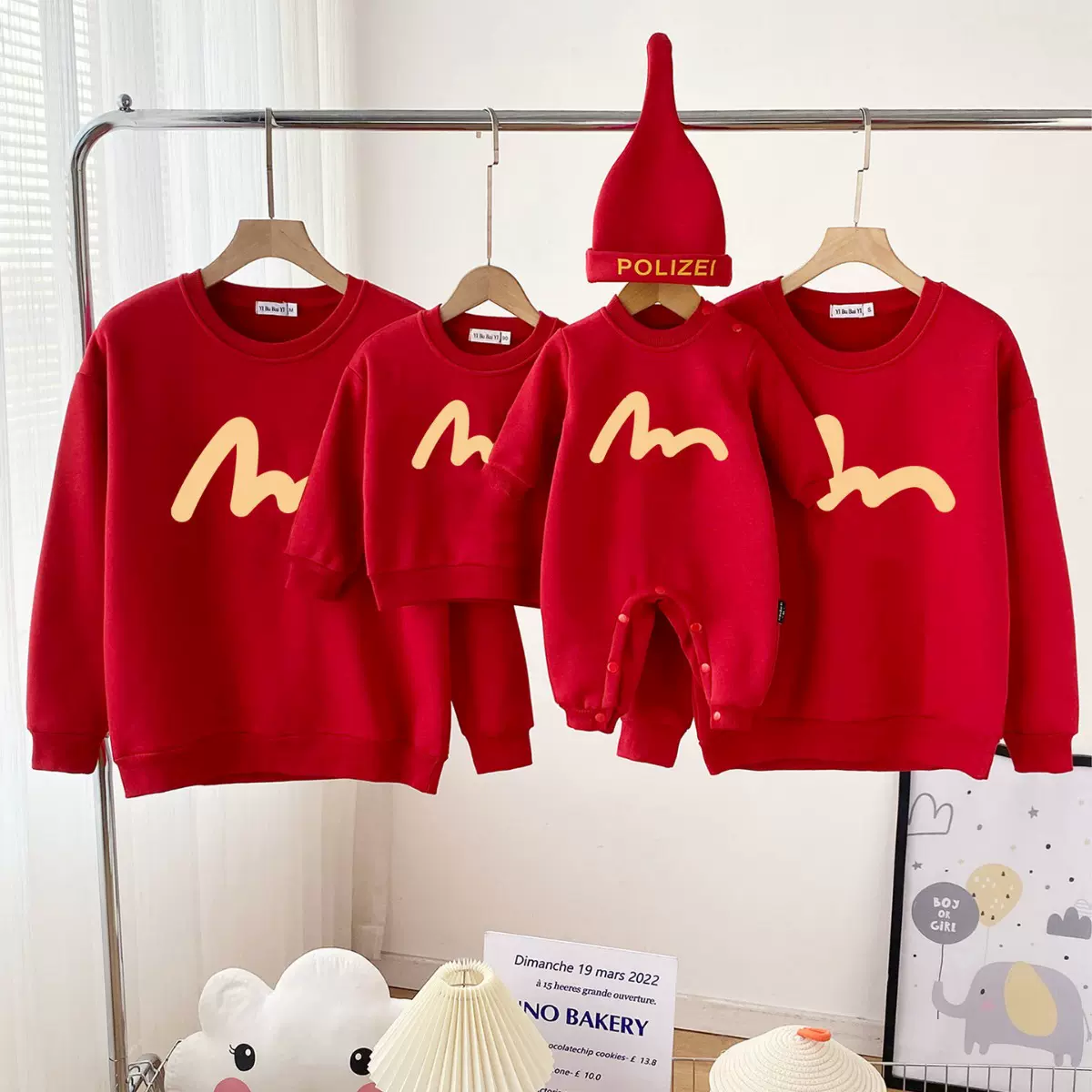 炸街特别的亲子装一家三口2025新款秋冬网红潮牌加绒母女亲子卫衣