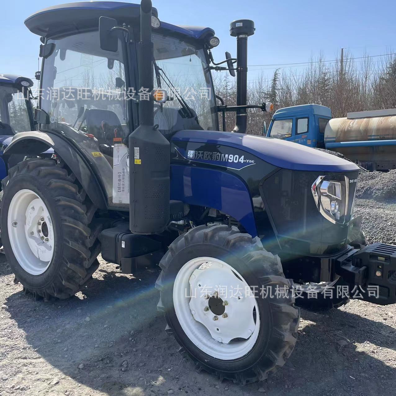 跨境供应雷沃904拖拉机 多缸四轮拖拉机  旋耕犁地四驱拖拉机