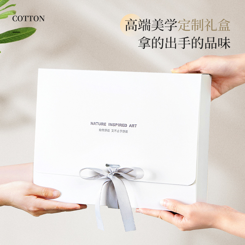 Pijamas de mujer de estilo fino de primavera modal, traje de mujer de gramo de verano, pantalones de manga corta de cuello redondo de color sólido, servicio a domicilio