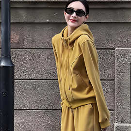 洋气减龄黄色连帽开衫卫衣套装女2026年春秋休闲显瘦两件套慵懒风