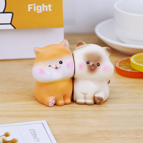 Sticky little animal ornaments, cute car-mounted car office desktop decorations, healing and decompressing girl's heart gifts