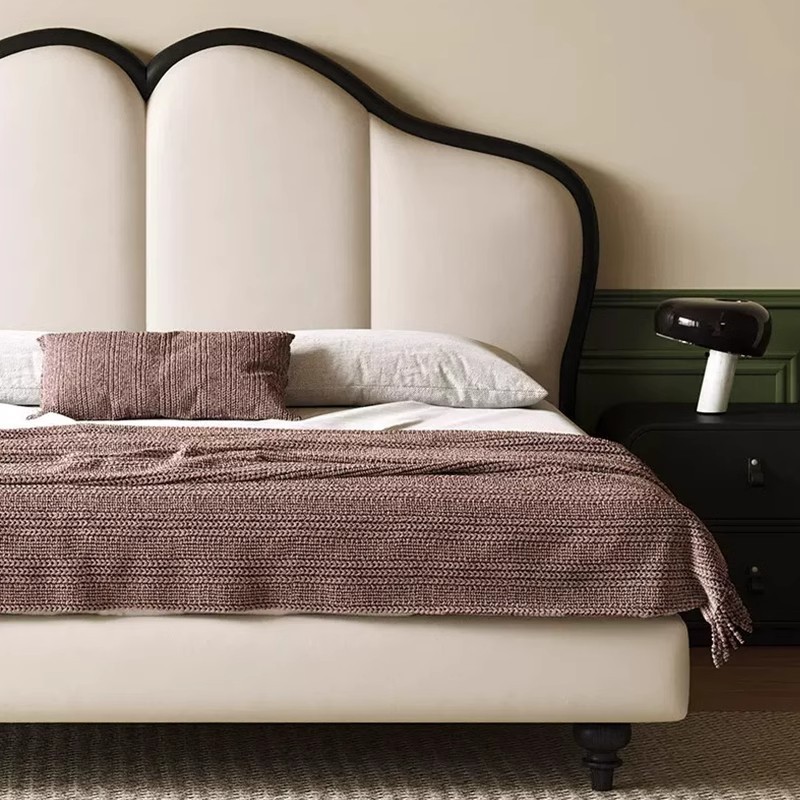 Cama de boda francesa retro cama mariposa moderna simple cama principal cama queen de alta gama atmósfera almacenamiento cama doble de cuero