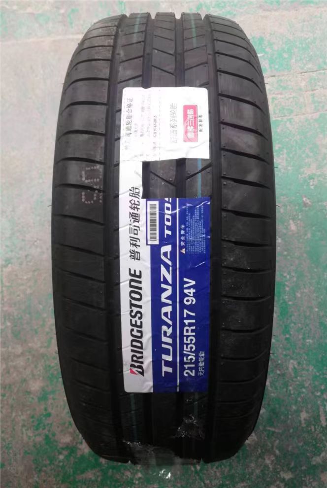 普利司通215/55R17 T005A