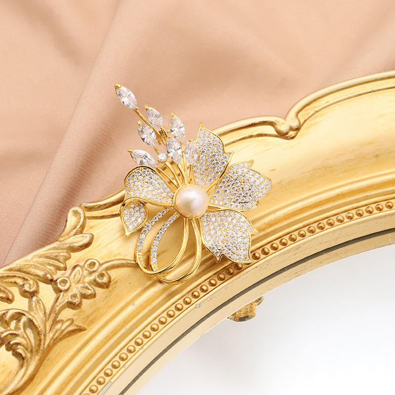 Natural de agua dulce perla broche mujer Chanel estilo elegante pin ramillete joyería 18K oro real galvanoplastia color retención
