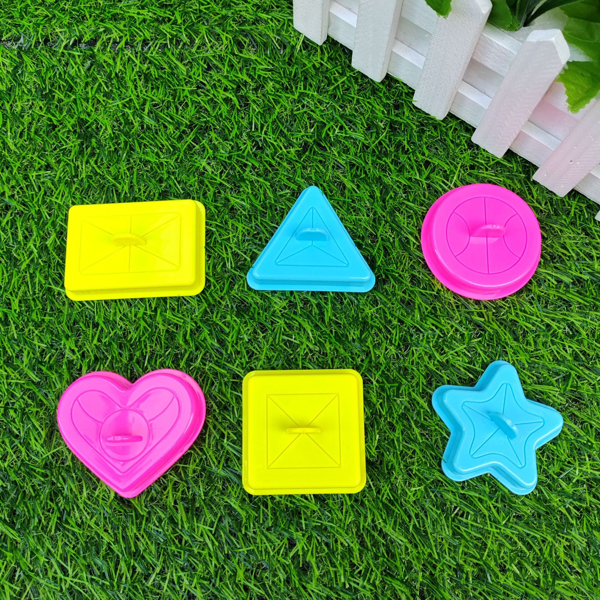 Venta directa de fábrica, juguetes espaciales para niños, moldes de arena, accesorios de barro de color, modelos, arena engrosada, herramientas de arena al por mayor