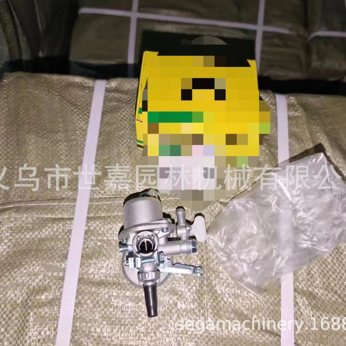 328割草机化油器 浮子式化油器 背负式割草机化油器 305化油器