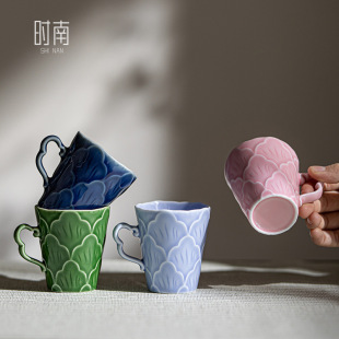��ʽ���񻨰�Ȳ豭�մɎ������˱����ˌ��Æα�Ůʿ���ֱ�Ʒ����