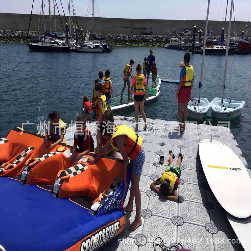 Explosion anti-aging water park pontoon dock, flexible layout, suitable for bathing beach, etc.