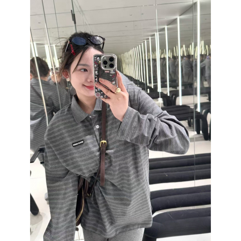 High-quality, in-stock version of the classic grey and white striped polo shirt from the Miu Miu brand, long-sleeved, suitable for couples, and perfect as a base layer T-shirt.