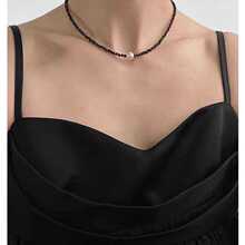 黑色水晶串珠气质简约百搭颈链choker时尚设计感锁骨链项链