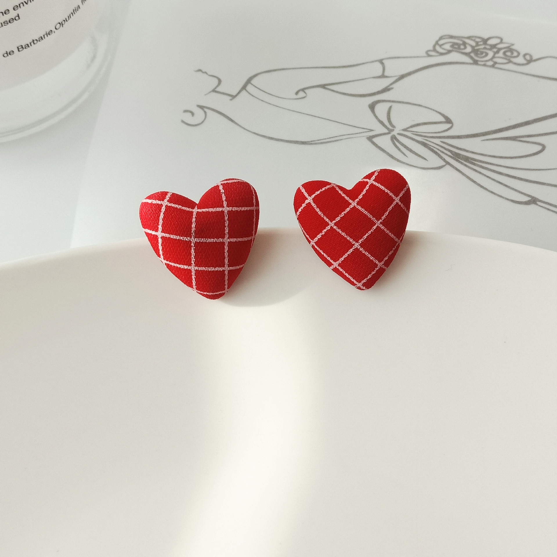 1 Pair Sweet Plaid Polka Dots Heart Shape Cloth Resin Ear Studs display picture 2