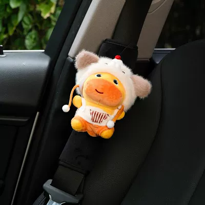 Capybara Lulu Car Seatbelt Shoulder Pad Cute Car Accessories Seatbelt Protector Car Interior Decoration Ornament