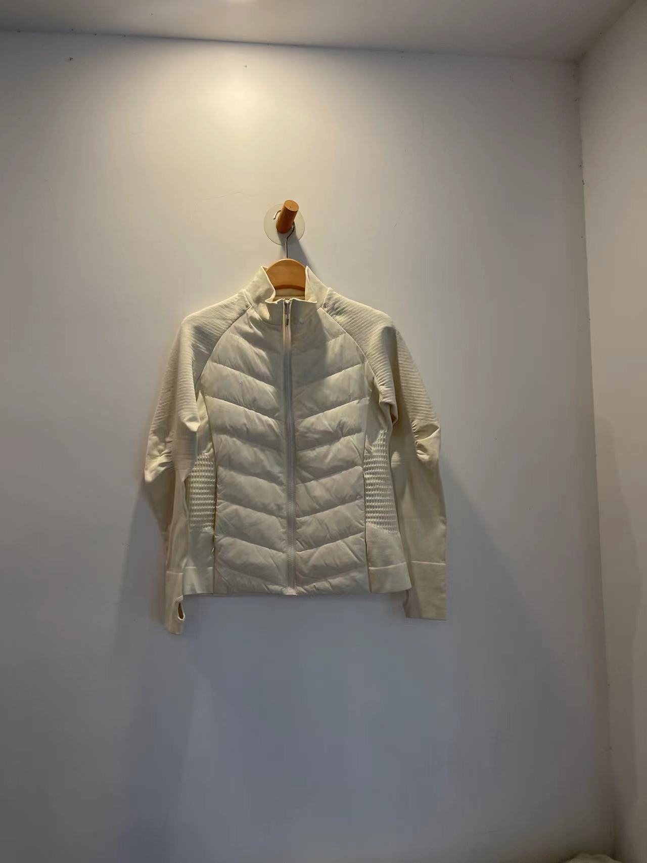 오프화이트(화이트 덕다운 충전재)