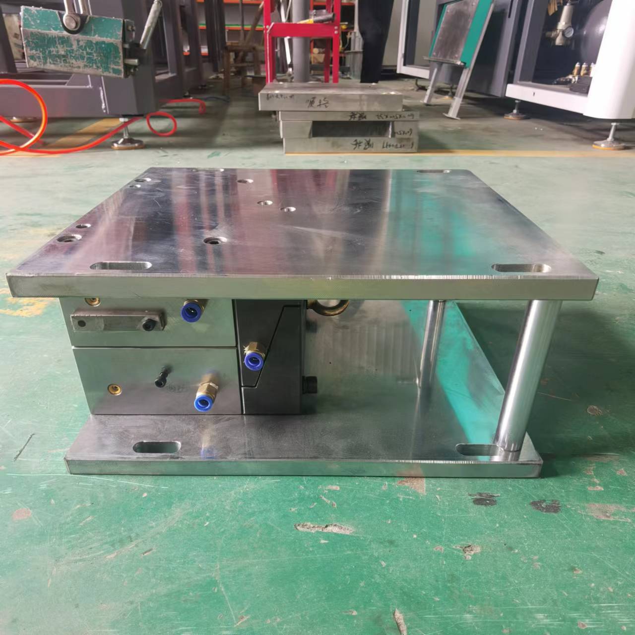 8db49a490830fe0a8c6e2c35512efc