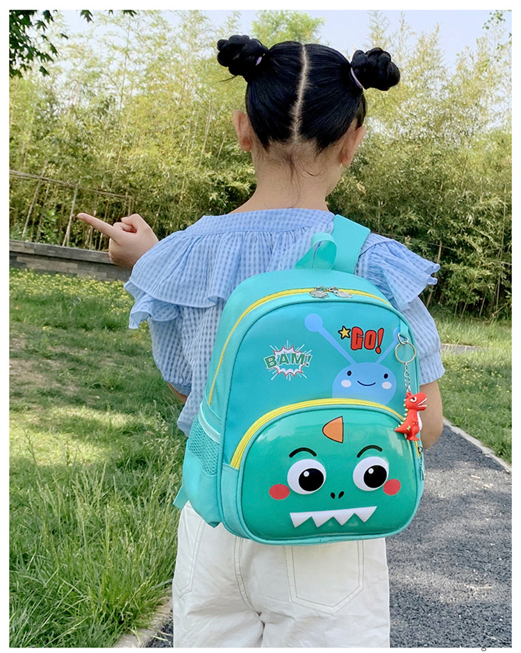 Mochila de jardín de infantes estilo caricatura para niños y niñas, mochila infantil para edades de 2 a 7 años, mochila de cáscara de huevo para exportación, protección de la columna vertebral, reducción de la carga.